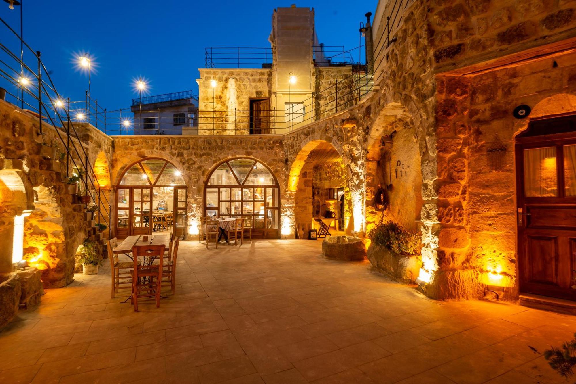 Atilla'S Cave Hotel Nevsehir Exterior photo